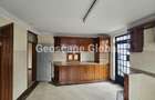 5 Bed House with En Suite in Runda - 13
