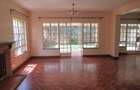 5 Bed Townhouse with En Suite at Lavington - 4