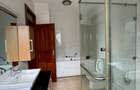 5 Bed Townhouse with En Suite in Lavington - 6