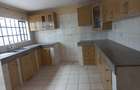 5 Bed Townhouse with En Suite at School Lane - 3