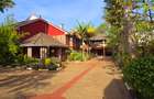 6 Bed House with En Suite at Glory Road - 3
