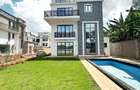 5 Bed Townhouse with En Suite at Lavington Green - 2