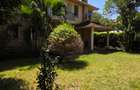5 Bed Townhouse with En Suite at Kitisuru - 14