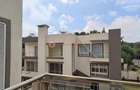 5 Bed House with En Suite at Lavington - 1