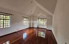 4 Bed Townhouse with En Suite in Spring Valley - 6