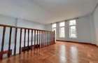 5 Bed Townhouse with En Suite in Lavington - 18