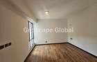 3 Bed Apartment with En Suite in Spring Valley - 14