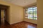 3 Bed Apartment with En Suite at Riverside Drive - 10