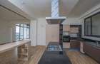 Serviced 4 Bed Apartment with En Suite in Riverside - 19