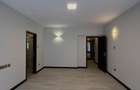 3 Bed Apartment with En Suite at Riverside Drive - 5