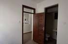 2 Bed Apartment with En Suite in Rhapta Road - 5