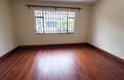 5 Bed Townhouse with En Suite in Lavington - 15
