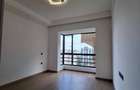 2 Bed Apartment with En Suite at Riverside Drive - 4