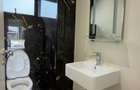 2 Bed Apartment with En Suite in Riverside - 11