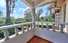 4 Bed Townhouse with En Suite at Rossylin Heights - 11