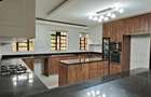 5 Bed Townhouse with En Suite at New Kitisuru - 10