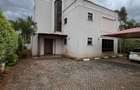 4 Bed Townhouse with En Suite in Lavington - 10
