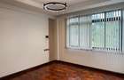 3 Bed Apartment with En Suite in Riverside - 13