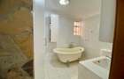 4 Bed House with En Suite in Runda - 7