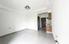 Studio Apartment with En Suite at Valley Arcade - 5