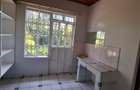 5 Bed House with En Suite in Thome - 11