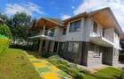 6 Bed House with En Suite at Windy Ridge - 1