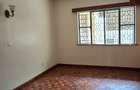 5 Bed Townhouse with En Suite at Lavington Road - 16