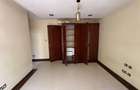 4 Bed Apartment with En Suite at Lavington - 18