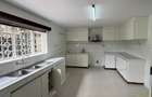 5 Bed Townhouse with En Suite in Lavington - 6