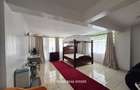 6 Bed House in Garden Estate - 5