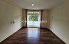 3 Bed Apartment with En Suite in Westlands Area - 12