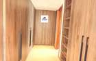 3 Bed Apartment with En Suite in Riverside - 10