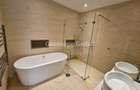 3 Bed Apartment with En Suite in Riverside - 5