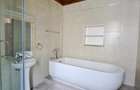 4 Bed Villa with En Suite in Spring Valley - 7