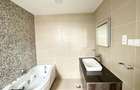 4 Bed Apartment with En Suite at Valley Arcade - 10