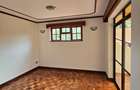 4 Bed Townhouse with En Suite in Lavington - 12