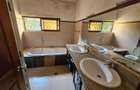 4 Bed Townhouse with En Suite in Lavington - 6