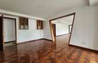 6 Bed Villa with En Suite in Lavington - 7