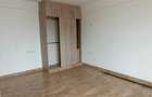 4 Bed Apartment with En Suite in Spring Valley - 9