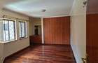 5 Bed Townhouse with En Suite at Lavington Green - 4