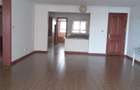 3 Bed Apartment with En Suite at Riverside Drive - 1