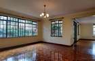 4 Bed Townhouse with En Suite at Lavington - 20