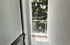 1 Bed Apartment with En Suite at Riverside Drive - 11