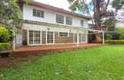 4 Bed House with En Suite at Lavington Green - 10