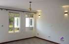 3 Bed Townhouse with En Suite at Silanga Road - 4