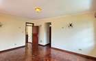 4 Bed Townhouse with En Suite at Old Kitusuru - 18