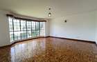 5 Bed Townhouse with En Suite in Spring Valley - 7
