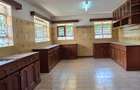 6 Bed House with En Suite at Nyari Redhil Close - 6