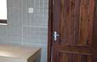 Serviced 2 Bed Apartment with En Suite at Tudor - 4
