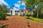 5 Bed House with En Suite in Runda - 1